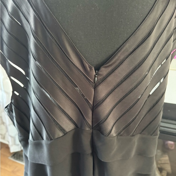 Adrianna Papell Black Tiered Sheath Midi Dress. Ptp 24” lenght 40” - Picture 4 of 7